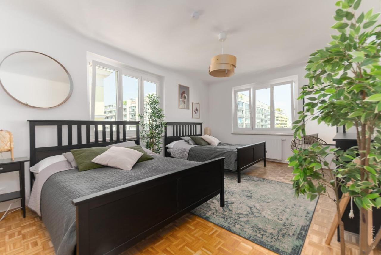 King Bed Home, 3 Bed Rooms, Perfect For Long Term Stay Wien Exteriör bild